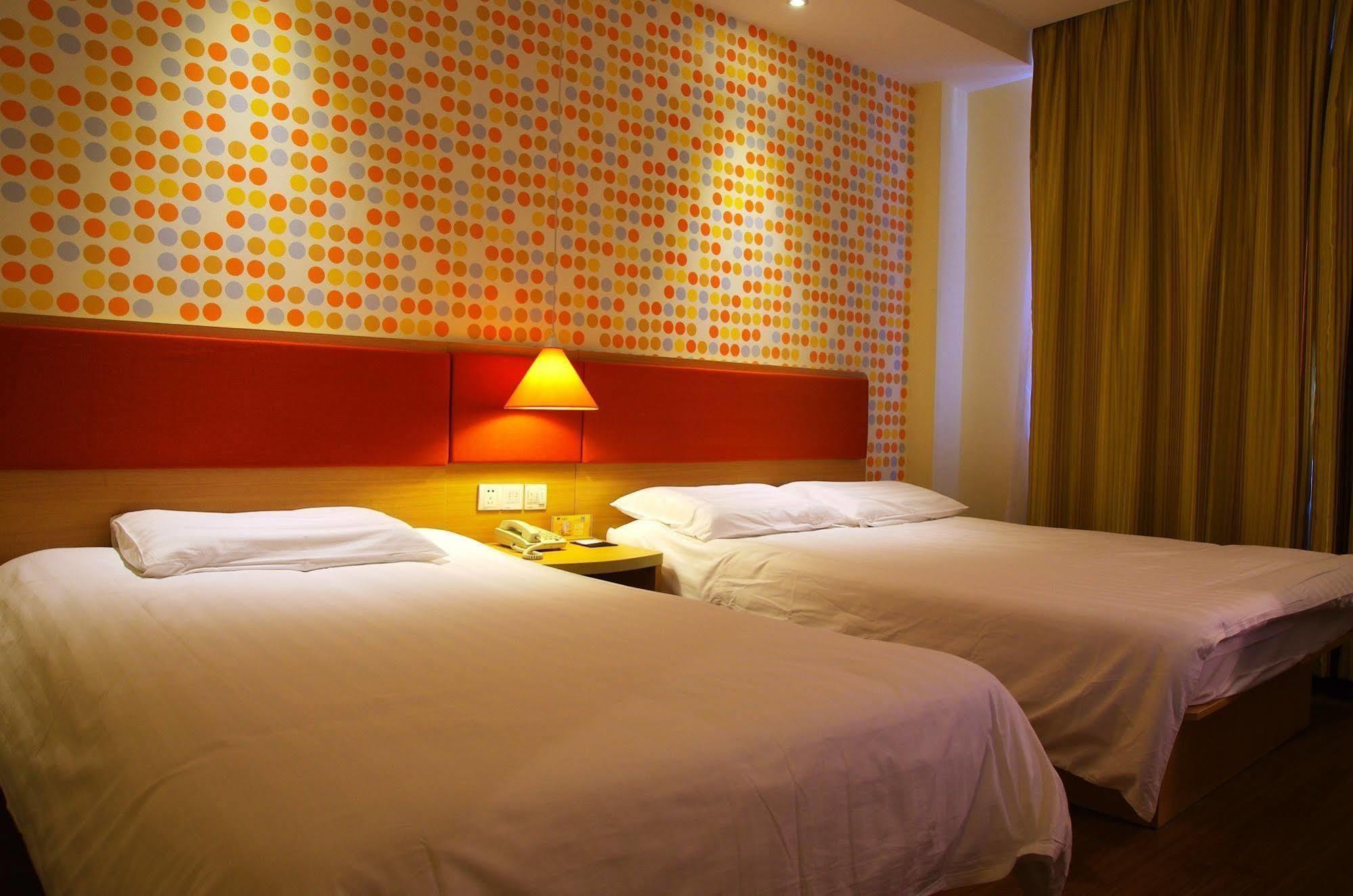 Home Inn Jiaxing Buitenkant foto