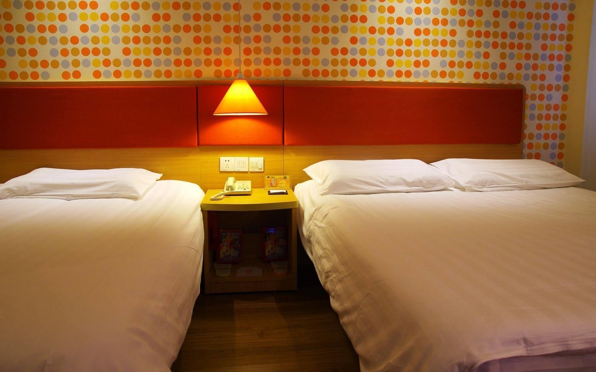 Home Inn Jiaxing Buitenkant foto